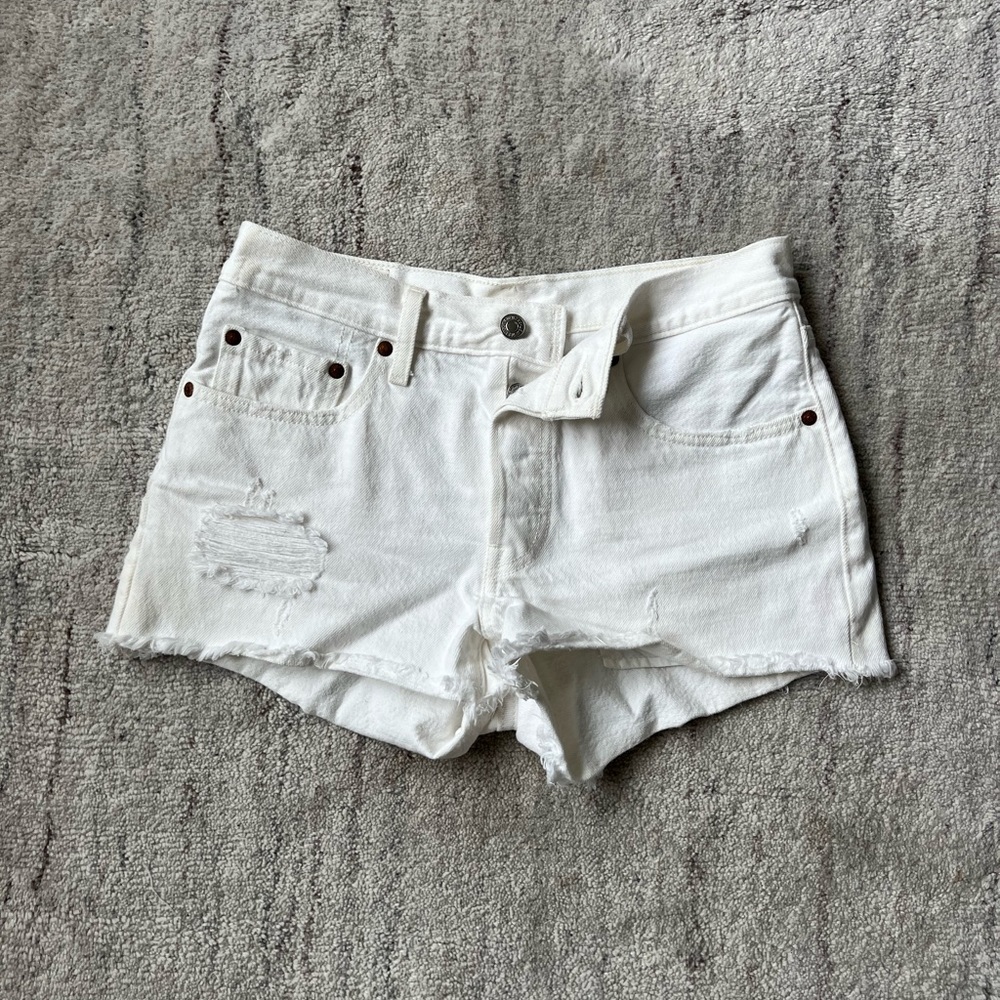 Levi’s 501 Cutoff Shorts